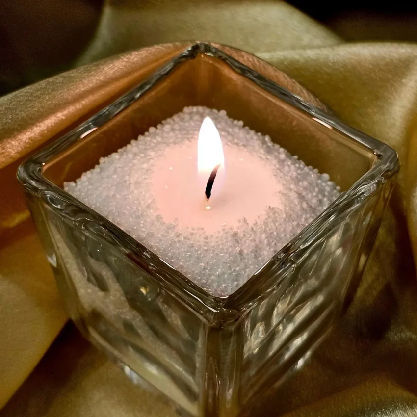 pulberküünal tuubis valge